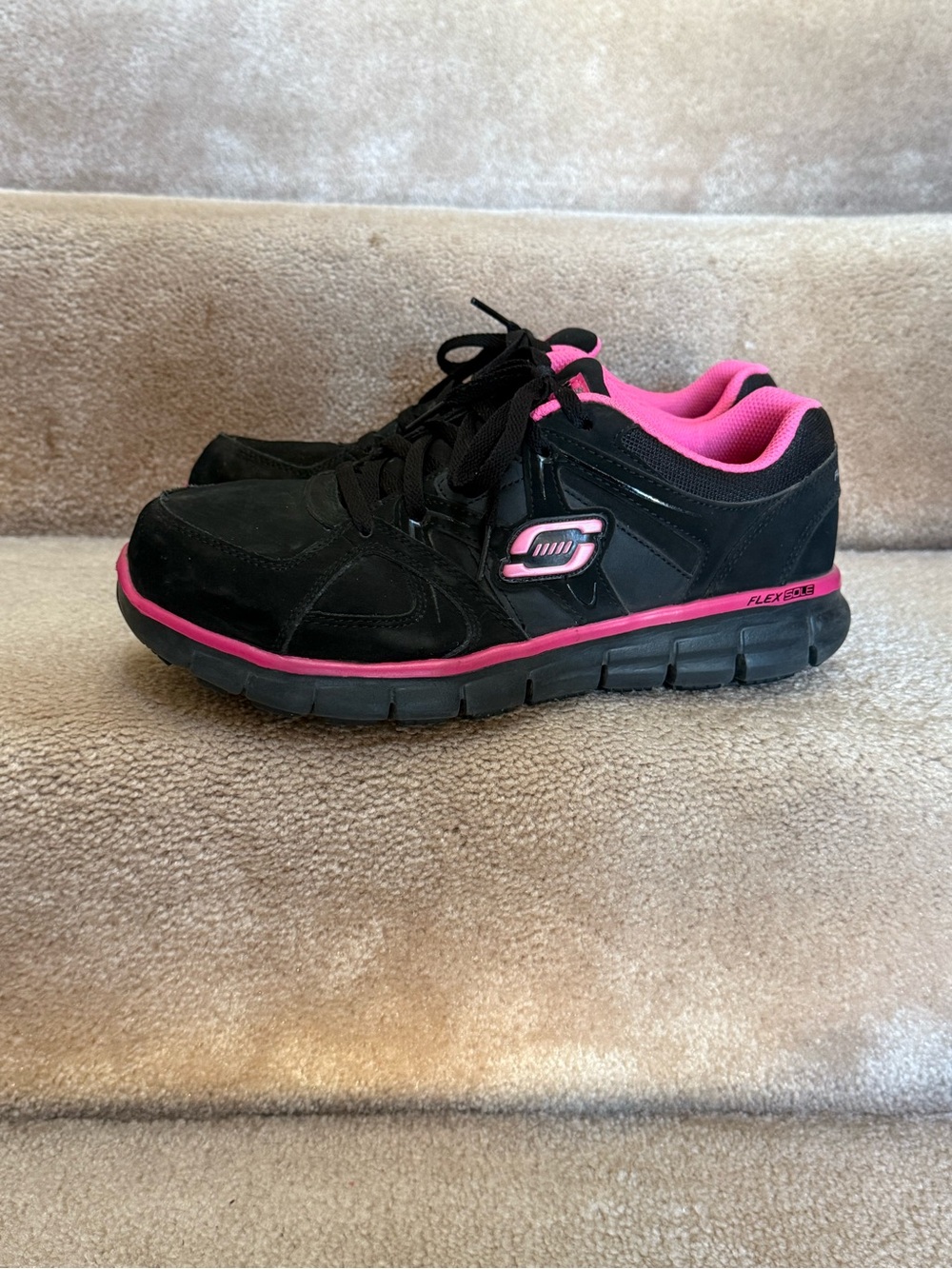 Skechers Work Synergy Sandlot Alloy Toe Flex Sole, black/pink, Size 9